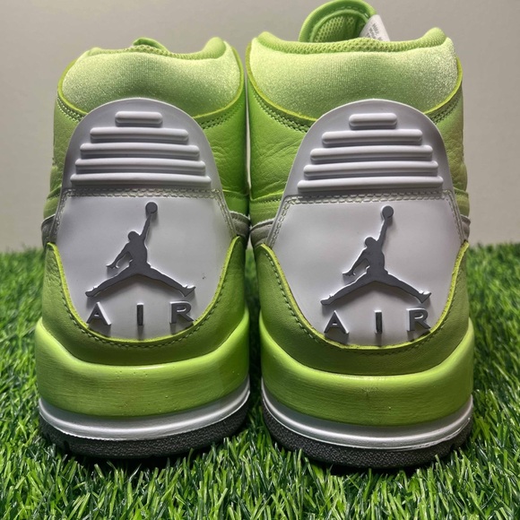 air jordan legacy 312 nrg ghost green